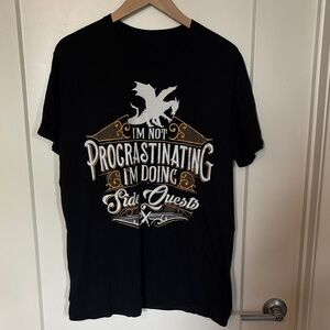 Men’s dungeons and dragons graphic T size L